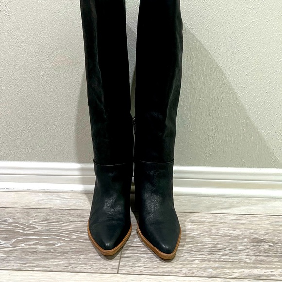 Vince Camuto Brand new boots - Picture 1 of 4